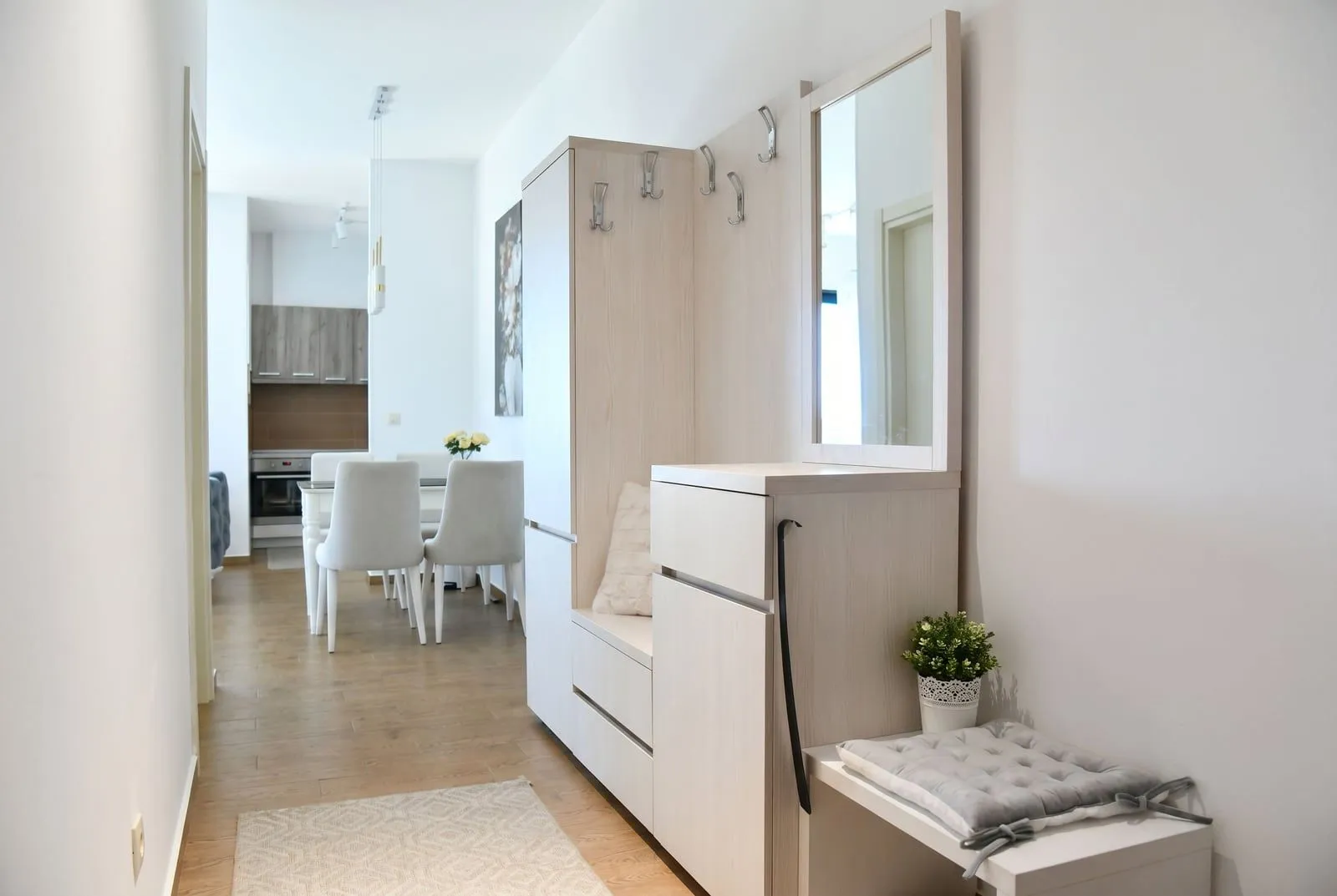 Prodaja, trosoban stan, 72m², Bečići, Budva