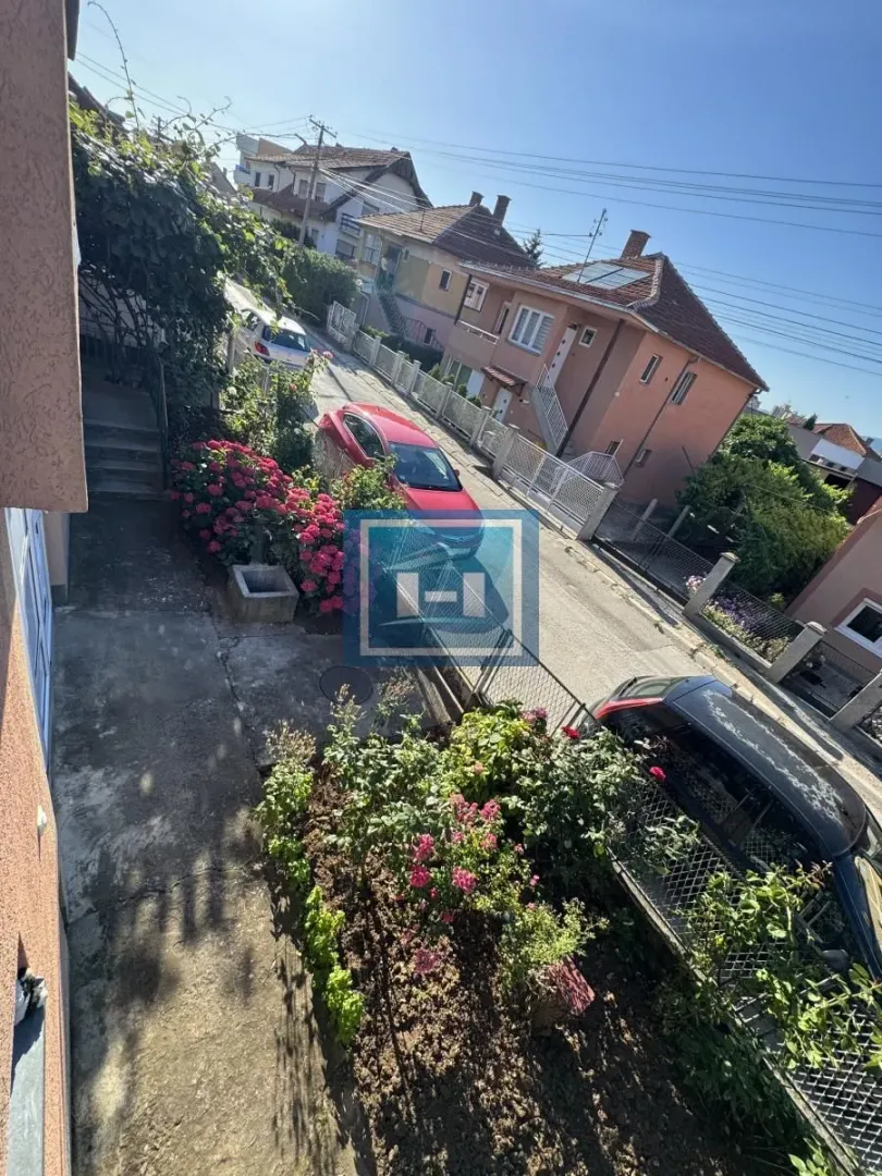 Prodaja, kuća, 226m², Ćele Kula, Niš