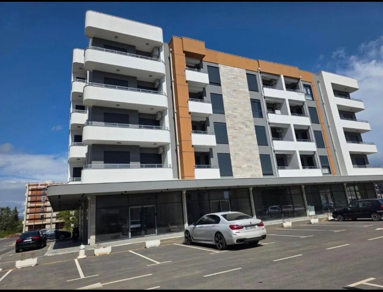 Prodaja, jednosoban stan, 65m², Velika Plaža, Ulcinj