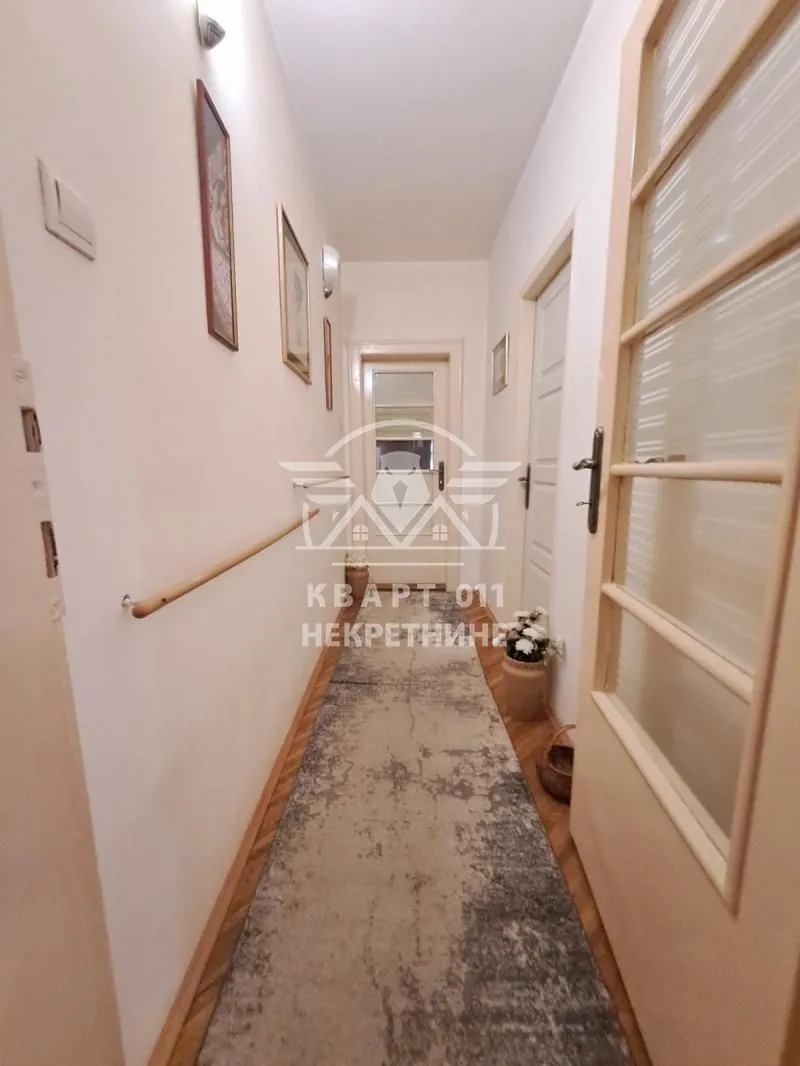 Prodaja, trosoban stan, 57m², Zemun Sve Podlokacije, Beograd