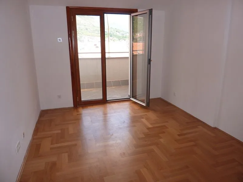 Prodaja, stan, 81m², Tivat, Crna Gora
