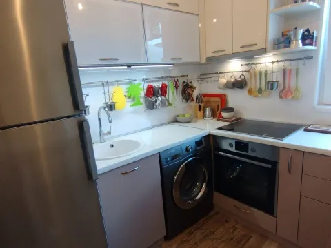 Prodaja, dvosoban stan, 64m², Njivice, Herceg Novi - image 10
