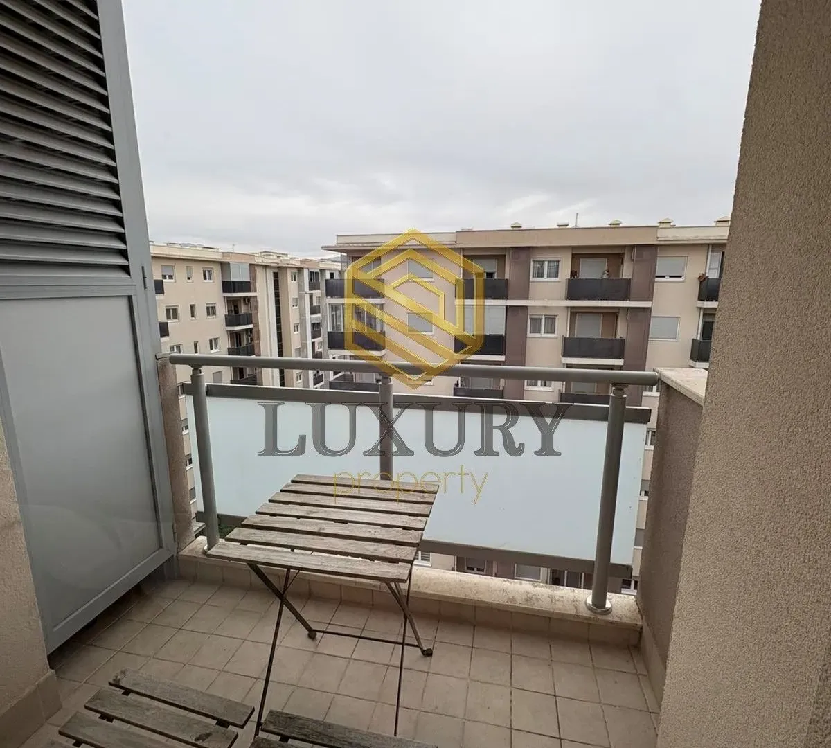 Izdavanje, garsonjera, 33m², City Kvart, Podgorica