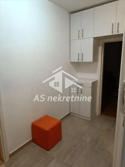 Rent, three bedroom apartment, 73m², Đeram Pijaca, Beograd