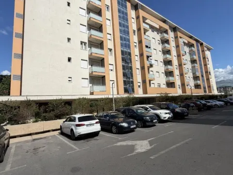 Sale, office space, 94m², City Kej, Podgorica - image 2
