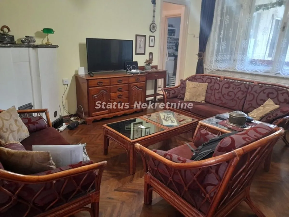 Prodaja, trosoban stan, 124m2, Centar, Novi Sad