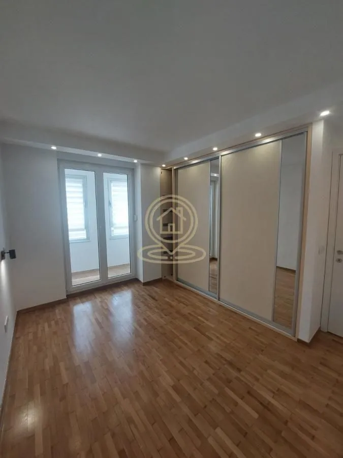 Izdavanje, trosoban stan, 58m², Bulbulder, Zvezdara Sve Podlokacije