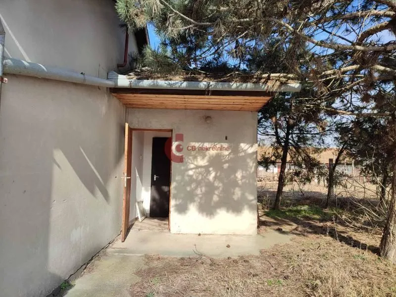 Prodaja, poslovni prostor, 205m², Zorka, Subotica