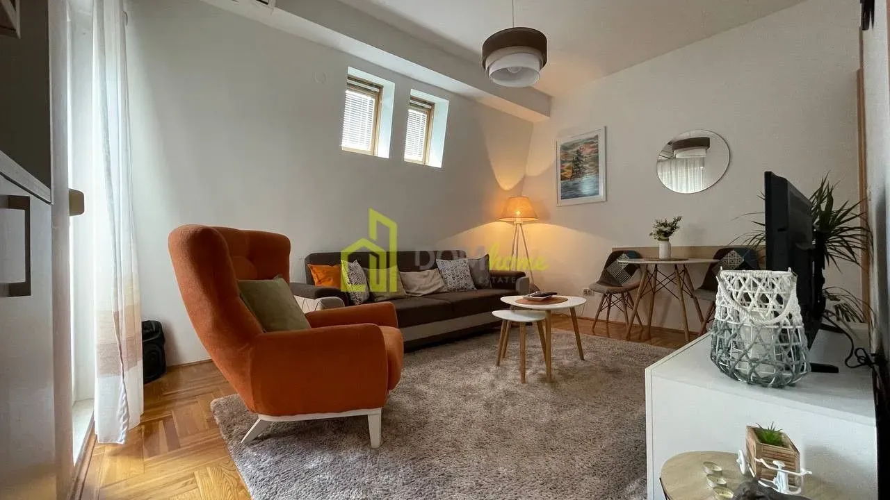 Prodaja, dvosoban stan, 59m², Ljubović, Podgorica