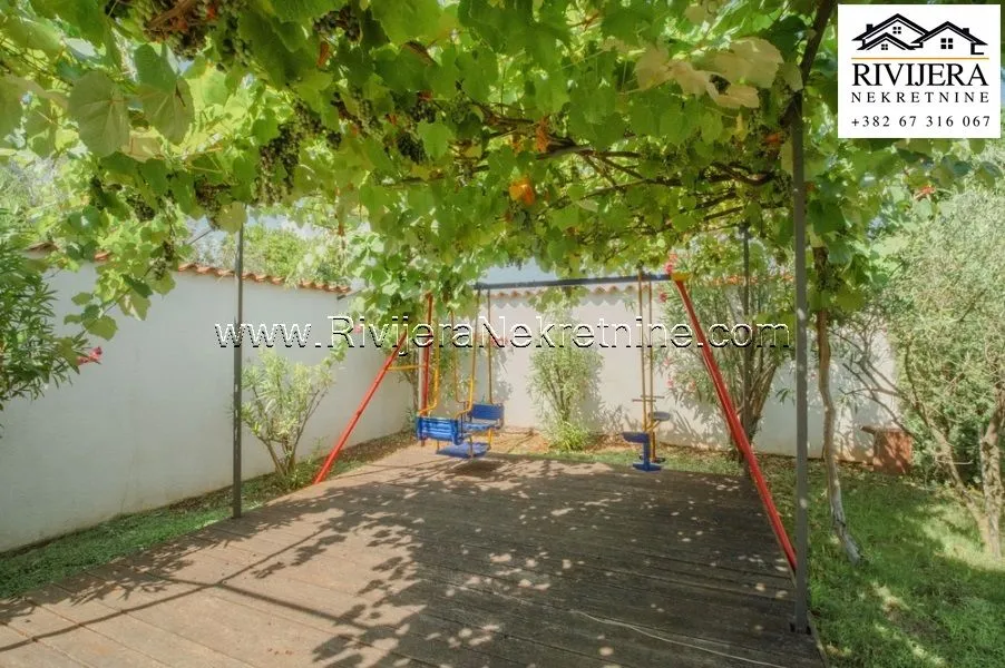 Prodaja, kuća, 525m², Herceg Novi, Crna Gora