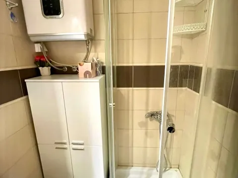 Izdavanje, jednosoban stan, 53m², Gorica C, Podgorica - image 6