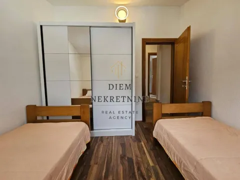 Izdavanje, trosoban stan, 100m², Bjeliši, Bar - image 19