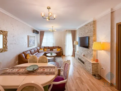 Prodaja, dvosoban stan, 64m², City Kvart, Podgorica - image 3