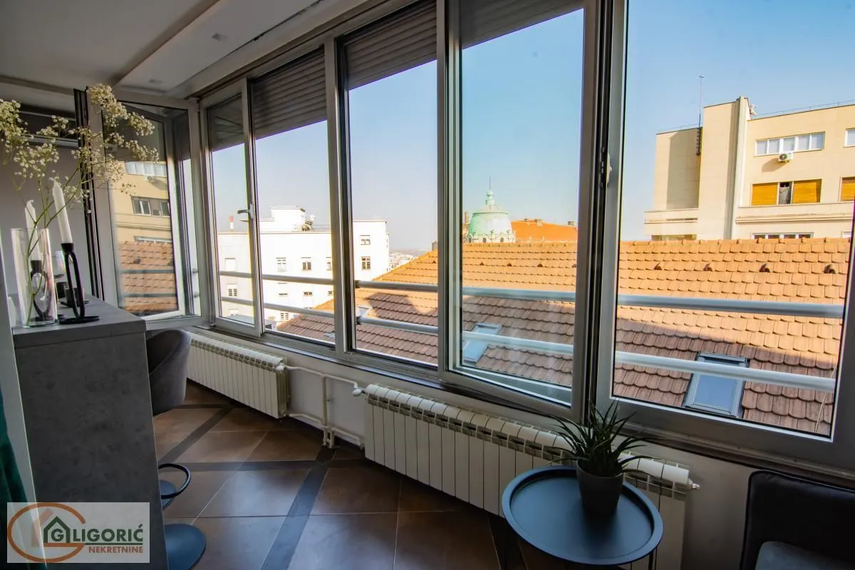 Sale, four bedroom apartment, 109m², Stari Grad, Beograd