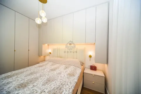 Prodaja, jednosoban stan, 45m², Stari Aerodrom, Podgorica - image 8