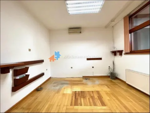 Izdavanje, poslovni prostor, 350m², Kluz, Zvezdara Sve Podlokacije - image 3