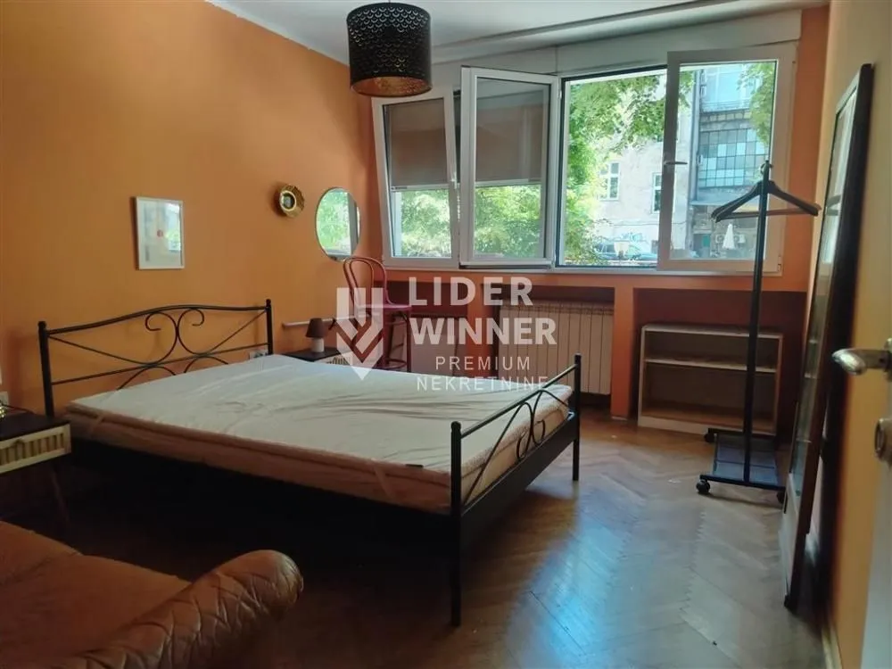 Sale, two bedroom apartment, 60m², Stari Grad, Beograd