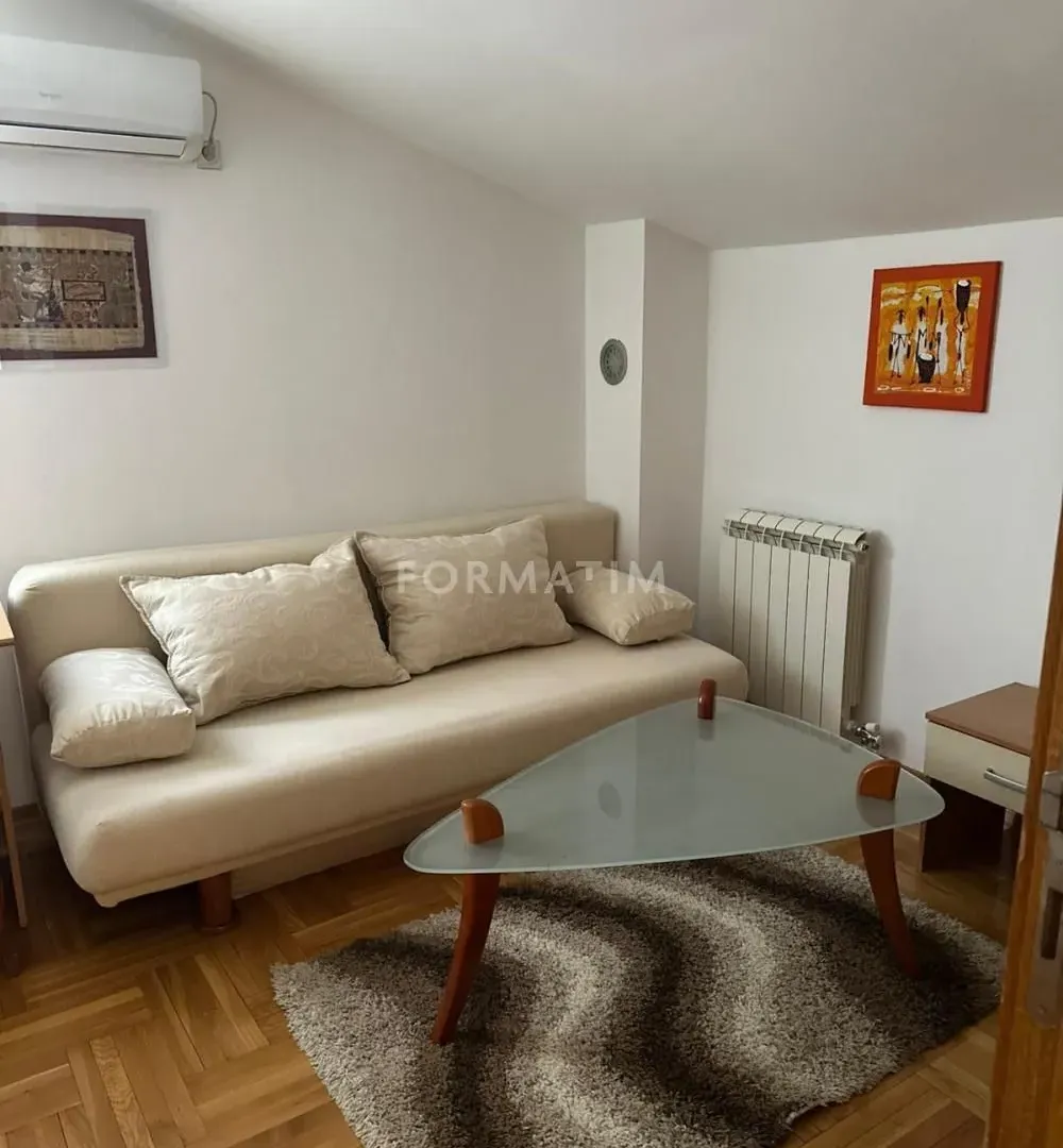 Izdavanje, trosoban stan, 80m², Trošarina, Voždovac Sve Podlokacije