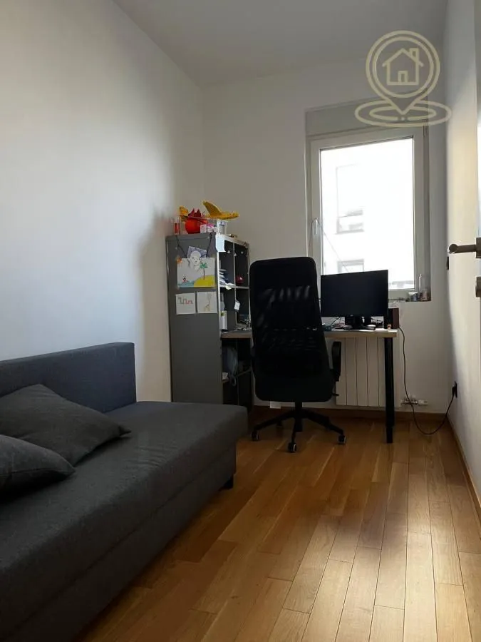 Prodaja, četvorosoban stan, 68m², Grbavica, Novi Sad Sve Podlokacije