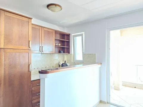 Izdavanje, jednosoban stan, 69m², Budva, Crna Gora - image 15