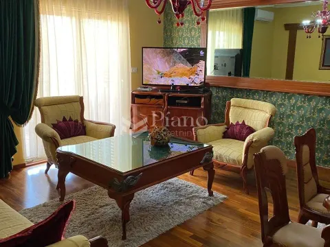 Rent, two bedroom apartment, 69m², City Kvart, Podgorica - image 2