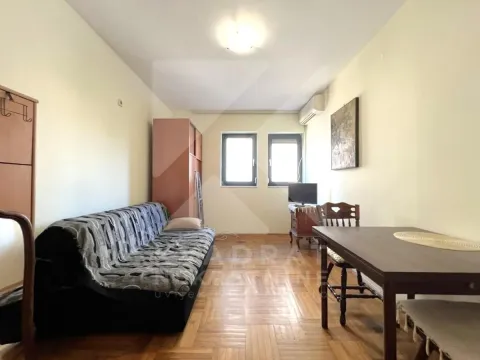 Rent, studio apartment, 21m², Momišići, Podgorica - image 2