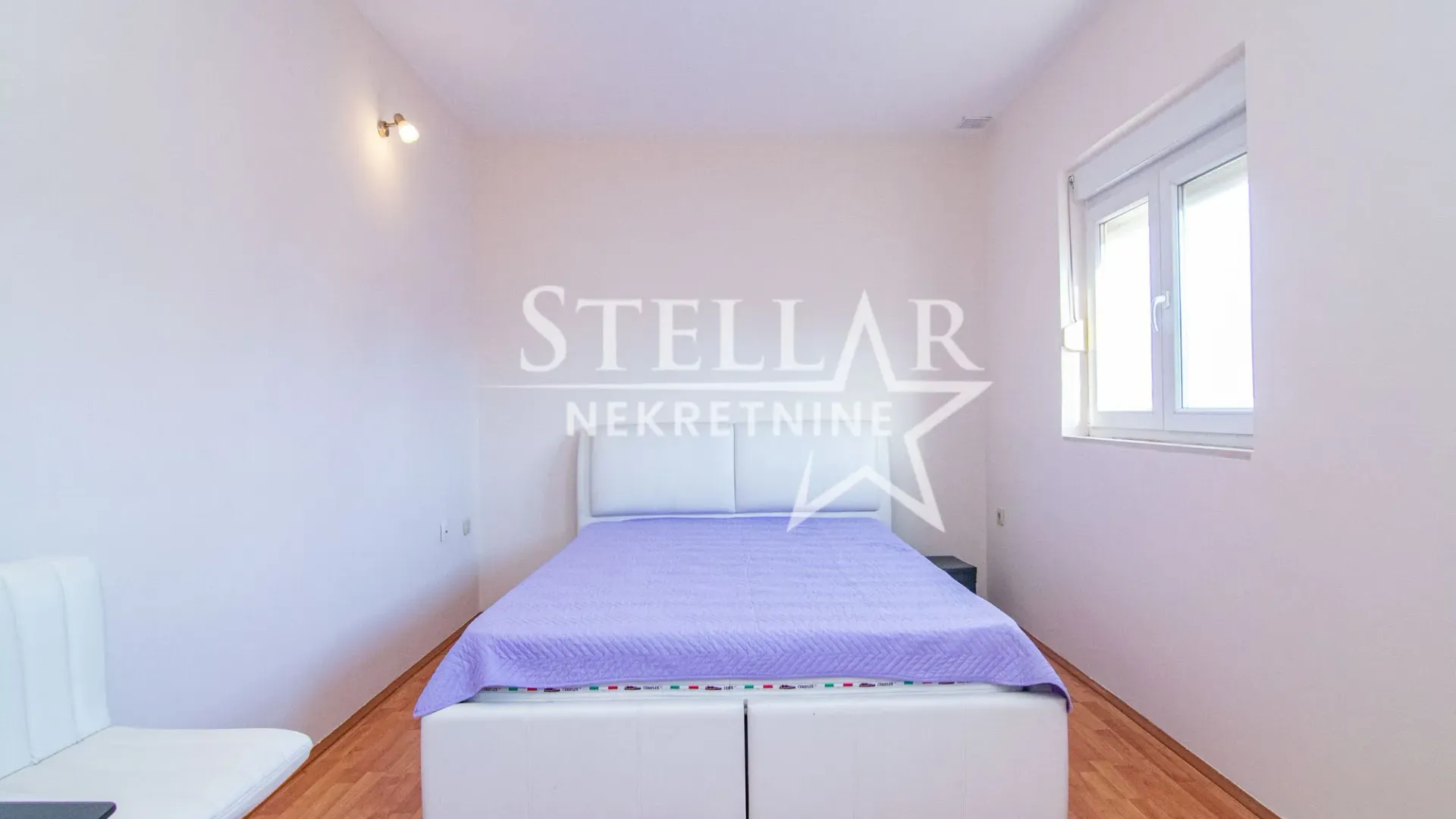 Izdavanje, trosoban stan, 130m², Gornja Gorica, Podgorica