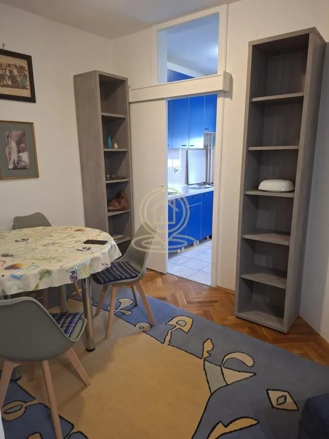 Izdavanje, dvosoban stan, 64m², Kej, Novi Sad Sve Podlokacije