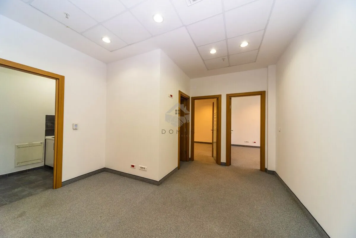 Rent, office space, 155m², Podgorica, Crna Gora