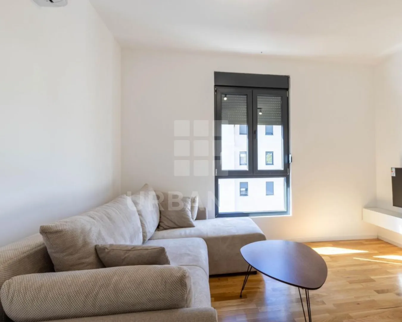 Rent, studio apartment, 21m², Tološi, Podgorica