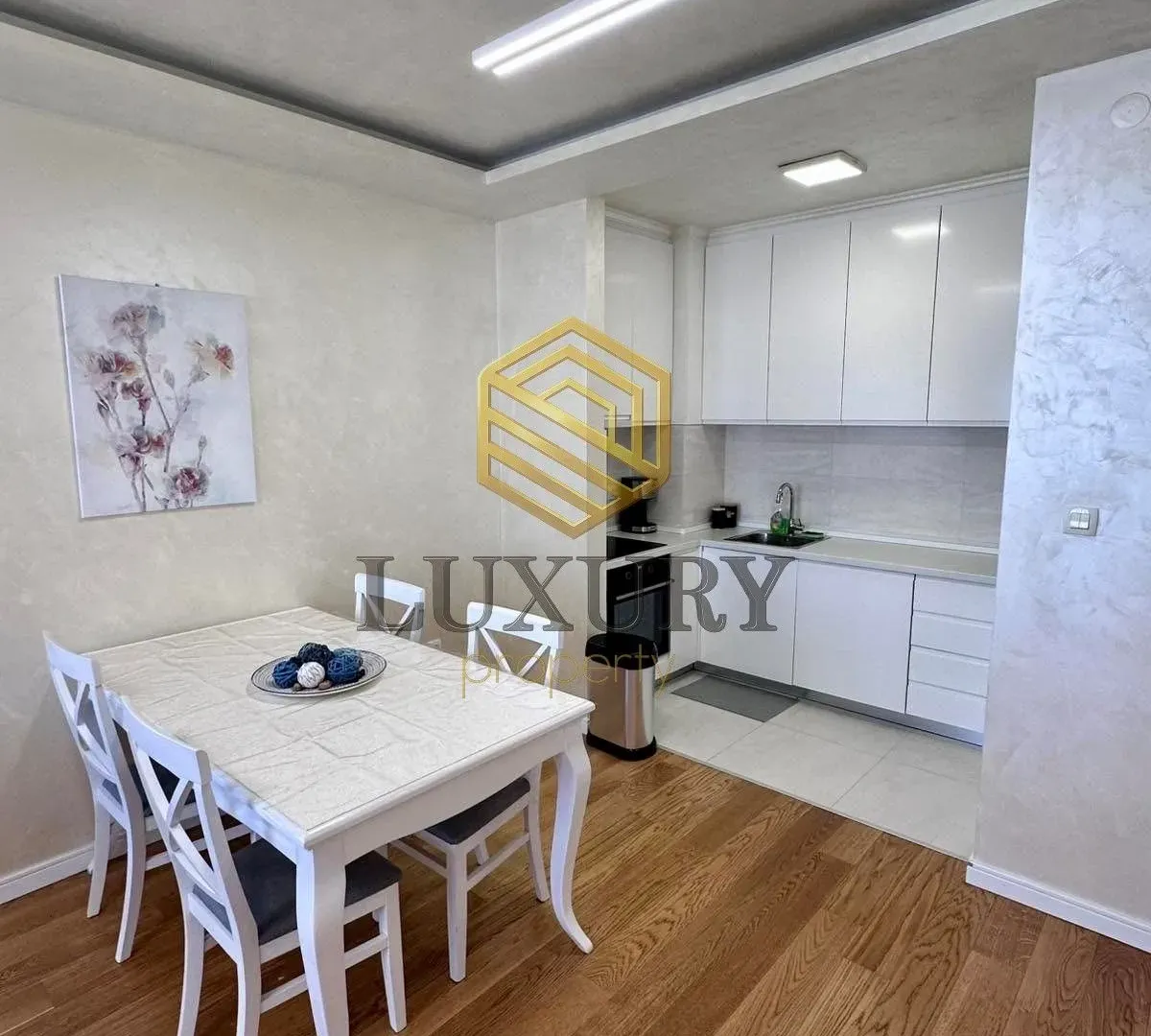 Rent, two bedroom apartment, 68m², Central Point, Podgorica