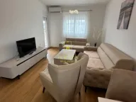 Izdavanje, dvosoban stan, 72m², New City, Podgorica - image 2