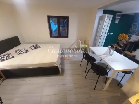 Kuća in Mali Mokri Lug