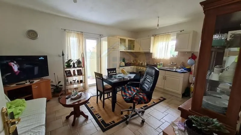 Sale, house, 200m², Kavač, Kotor