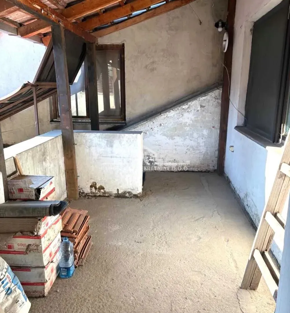 Prodaja, trosoban stan, 88m², Petlovo Brdo, Beograd