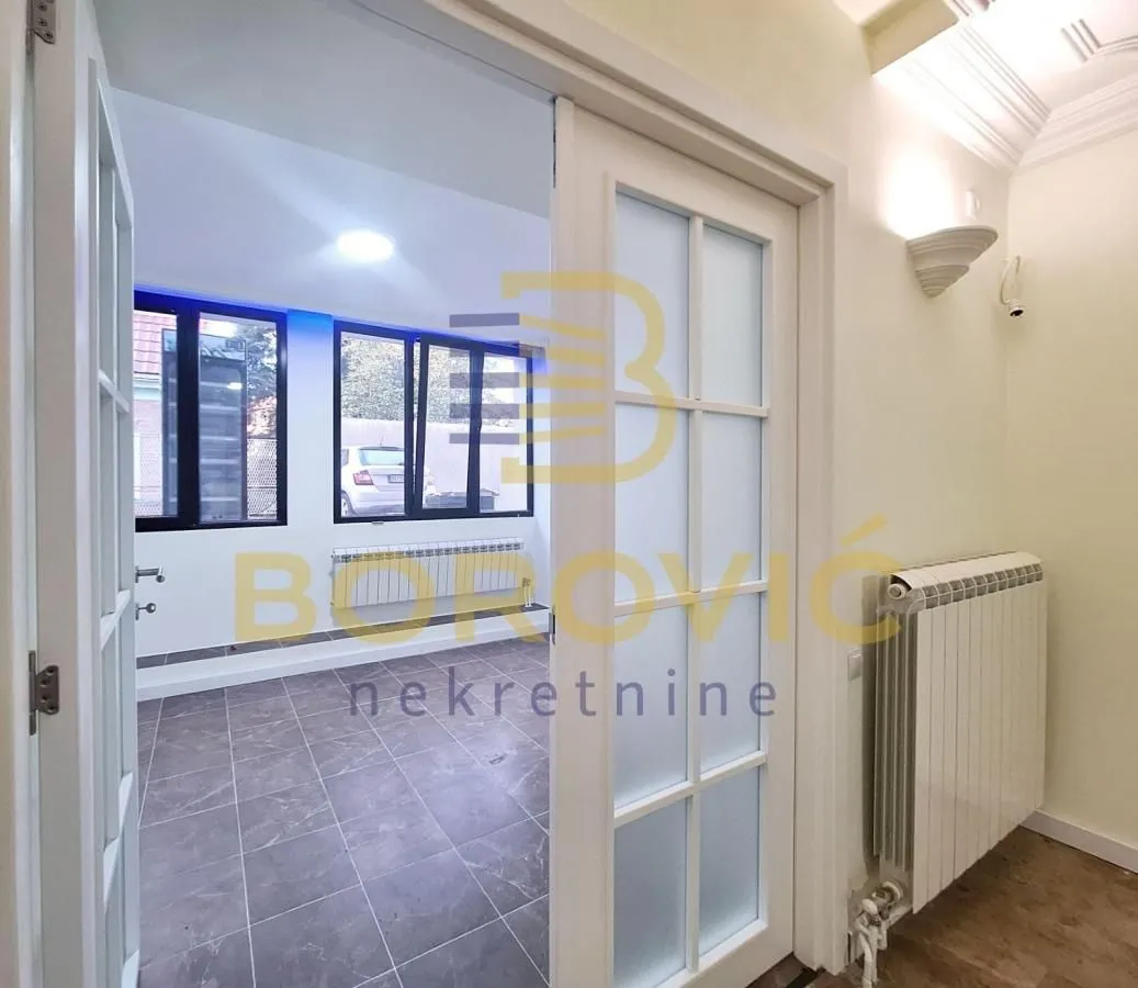 Prodaja, četvorosoban stan, 65m², Lekino Brdo, Voždovac Sve Podlokacije