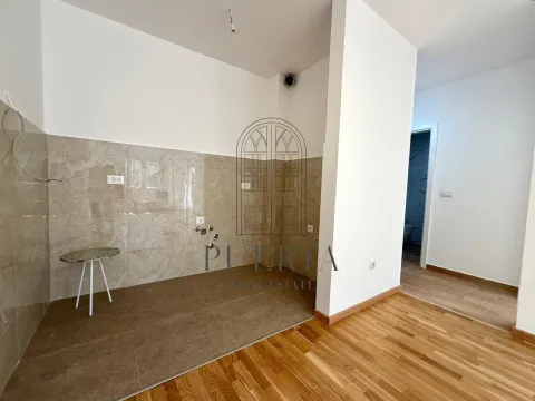 Rent, one bedroom apartment, 42m², Zagorič, Podgorica - image 4