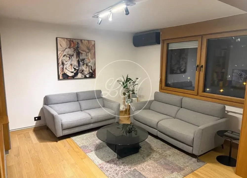 Sale, two bedroom apartment, 74m², Stari Grad, Beograd