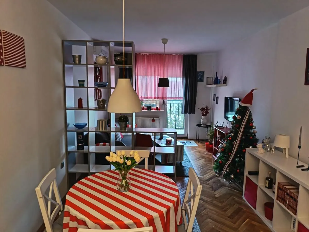 Prodaja, dvosoban stan, 61m², Cara Dušana, Novi Sad Sve Podlokacije