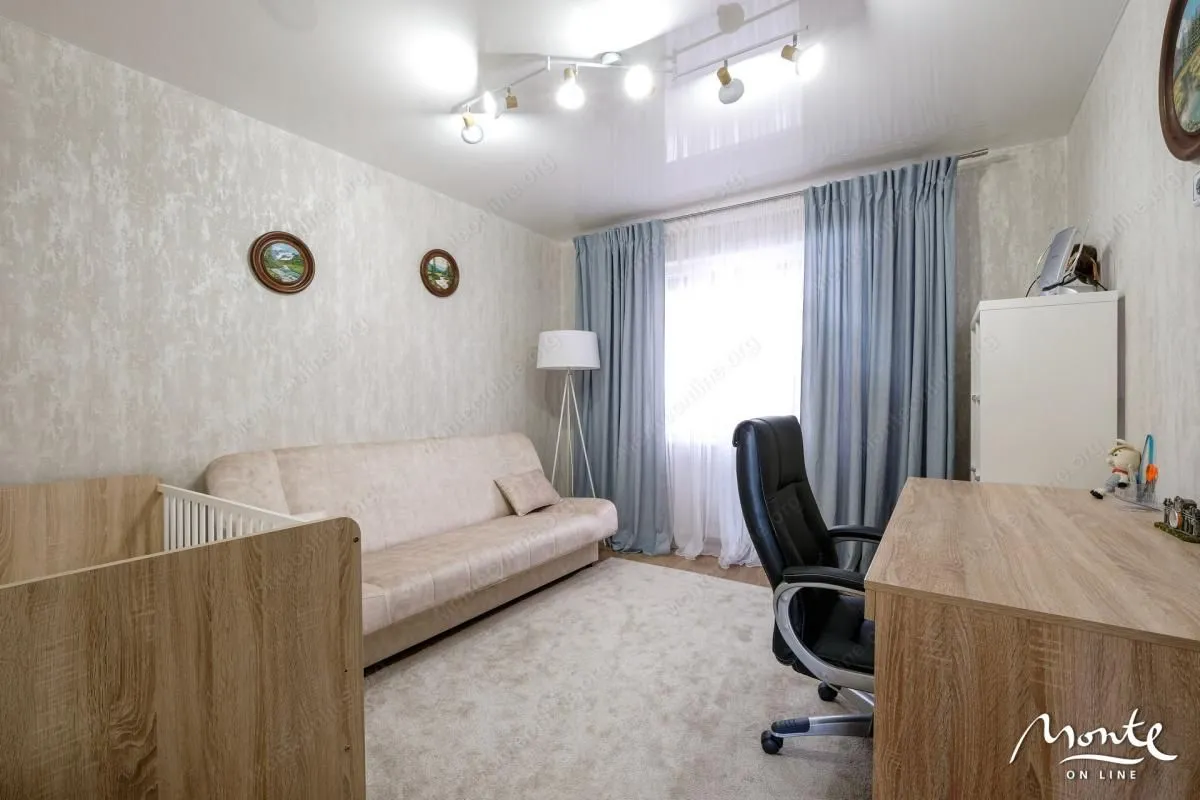 Prodaja, dvosoban stan, 110m², Centar, Tivat