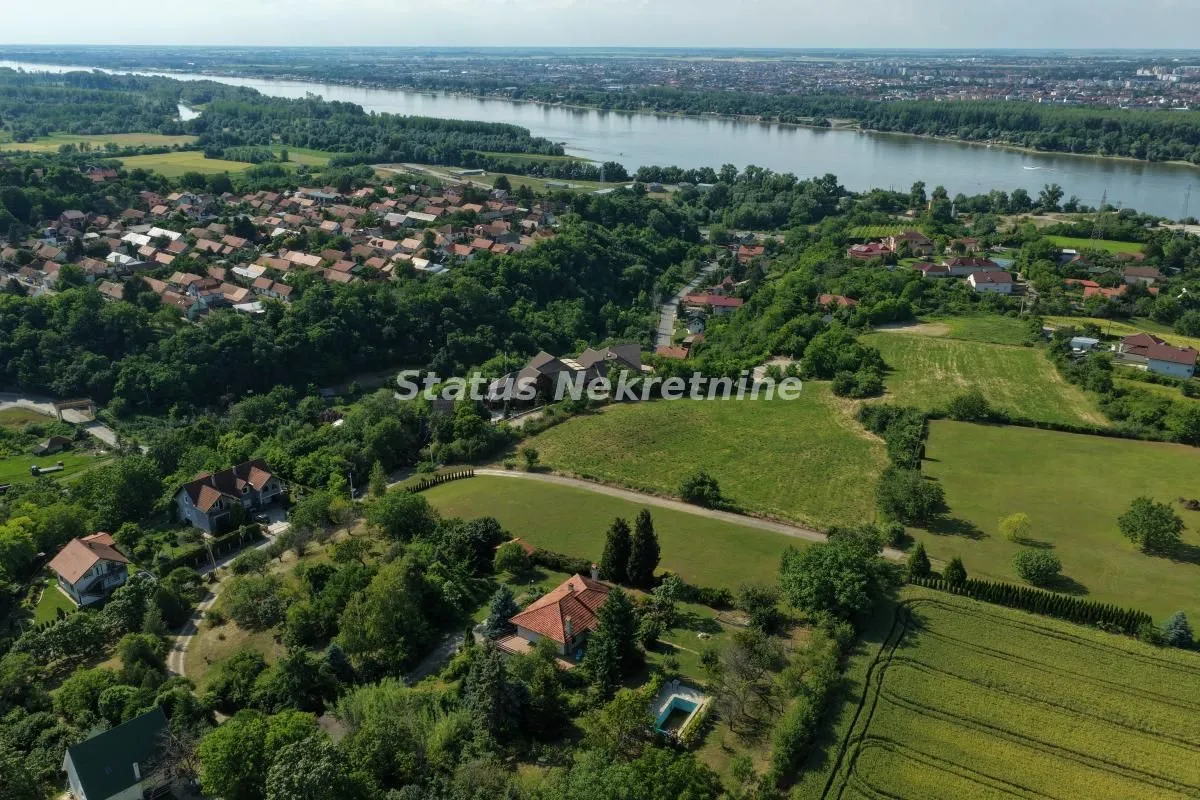 Prodaja, kuća, 322m², Ledinci, Petrovaradin
