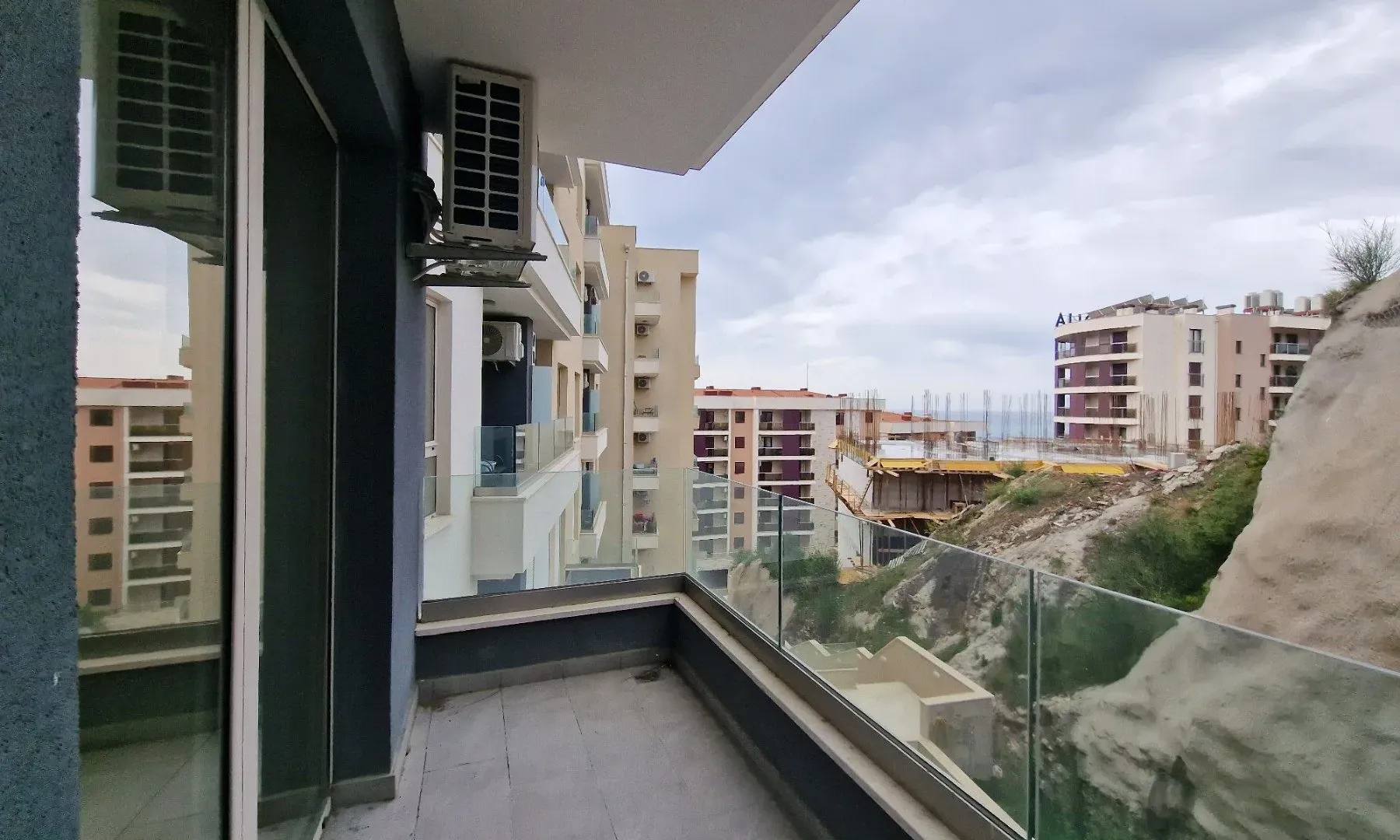Prodaja, dvosoban stan, 62m², Bečići, Budva