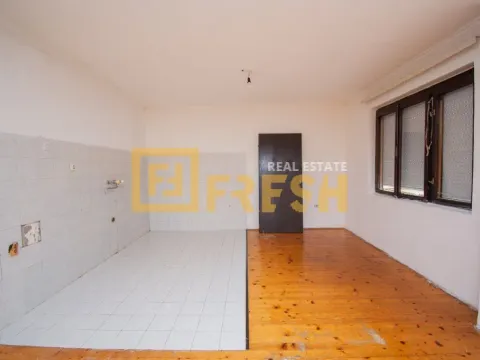 Sale, house, 368m², Konik, Podgorica - image 5