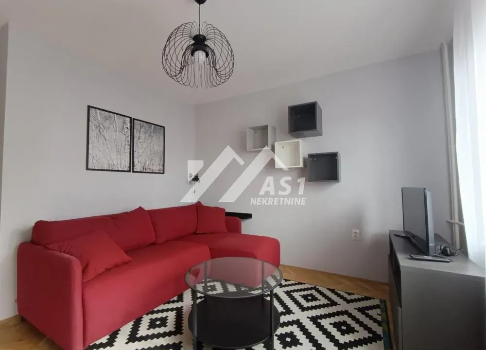 Izdavanje, dvosoban stan, 45m², Grbavica, Novi Sad Sve Podlokacije