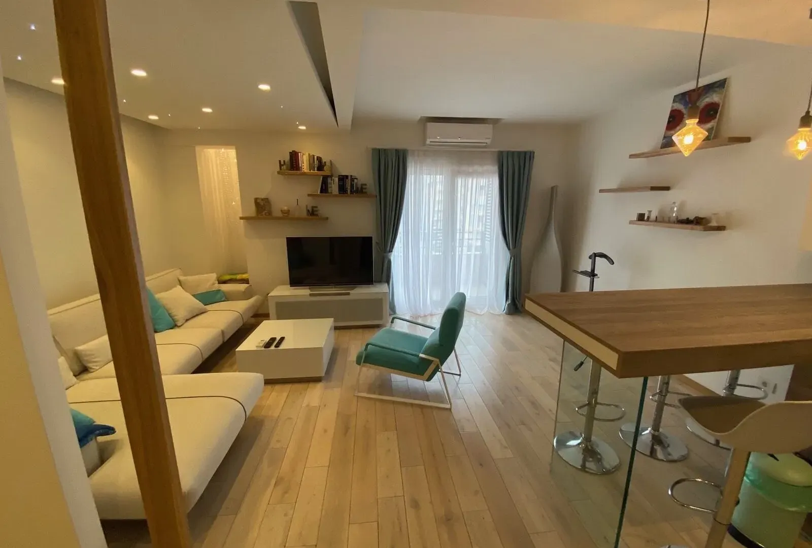 Izdavanje, stan, 68m², City Kvart, Podgorica