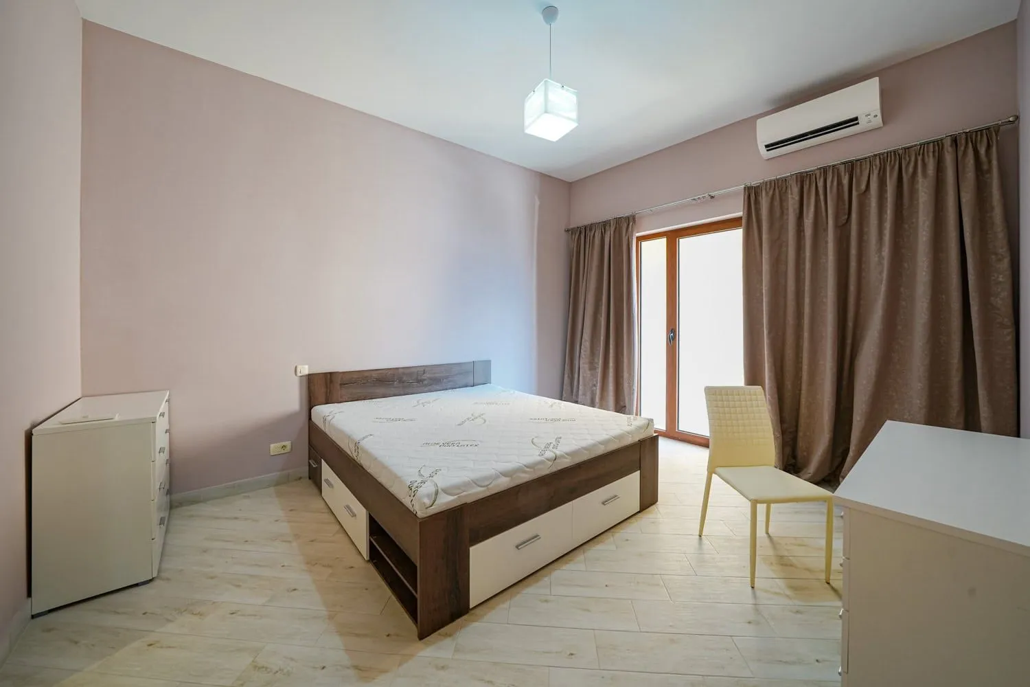 Sale, apartment, 96m², Bečići, Budva