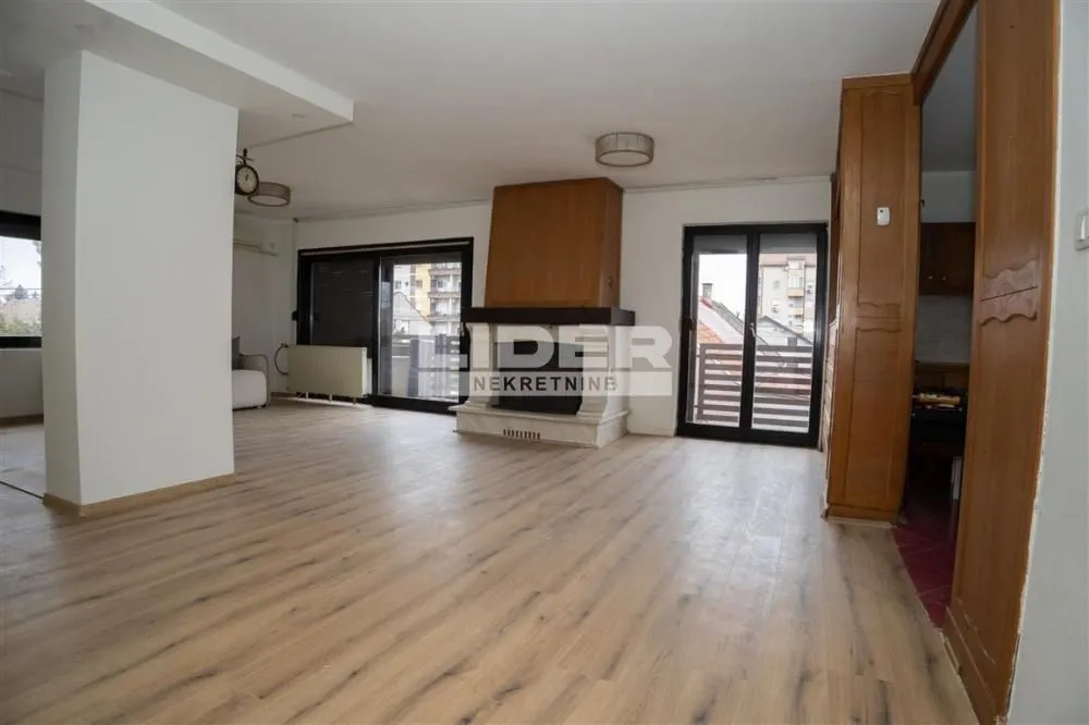 Sale, three bedroom apartment, 111m², Palilula Sve Podlokacije, Beograd