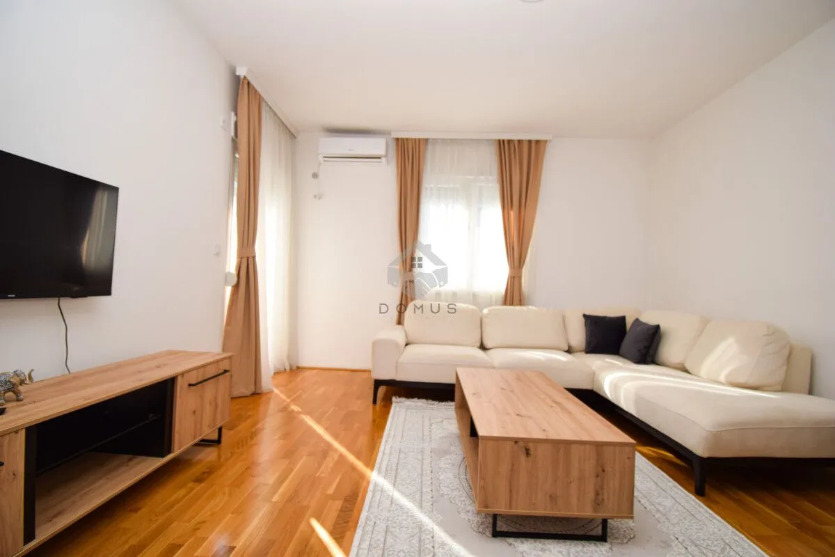 Izdavanje, trosoban stan, 70m², Dalmatinska ulica, Podgorica