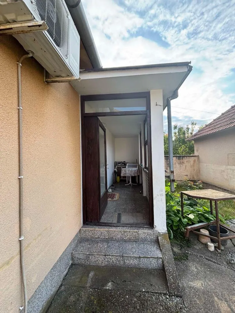 Prodaja, kuća, 81m², Titel, Novi Sad