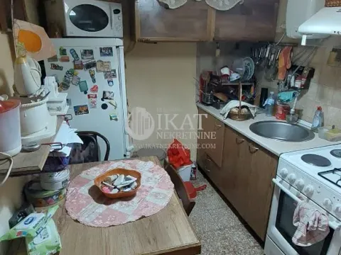 Prodaja, kuća, 230m², Voždovac Sve Podlokacije, Beograd - image 8